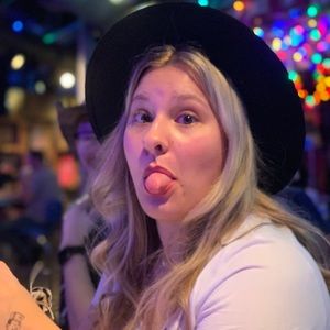 Meet your Posher, Allison